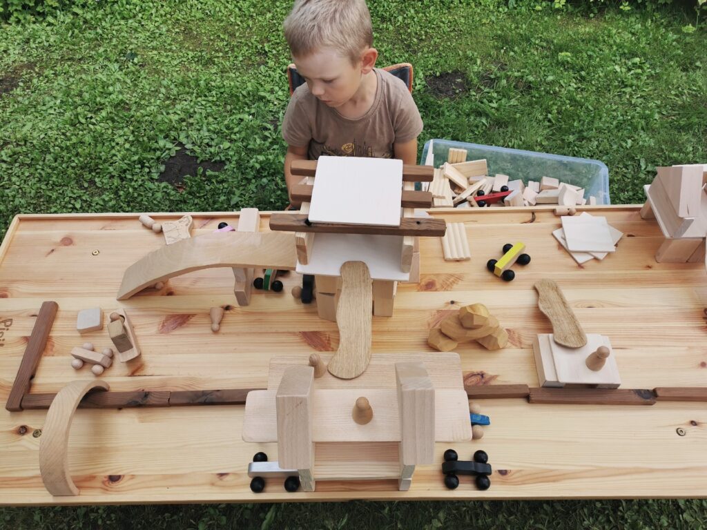 puidust mänguasjad sünnipäevale